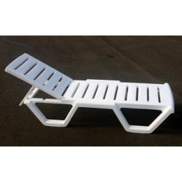 Шезлонг-лежак пластиковый Rico Prosto белый