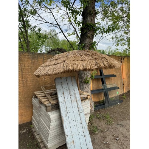 Зонт пляжный соломенный